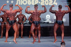 СLASSIC PHYSIQUE +178